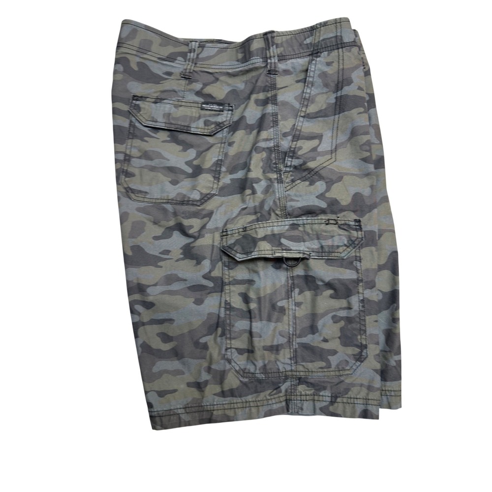 Lee Mens Extreme Motion Camo Cargo Shorts Grey Olive Green Size 42 112314445 - Picture 4 of 7